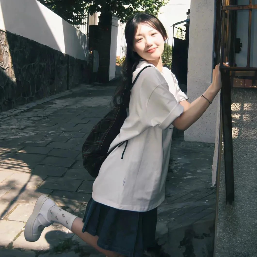 彩色中的黑白
